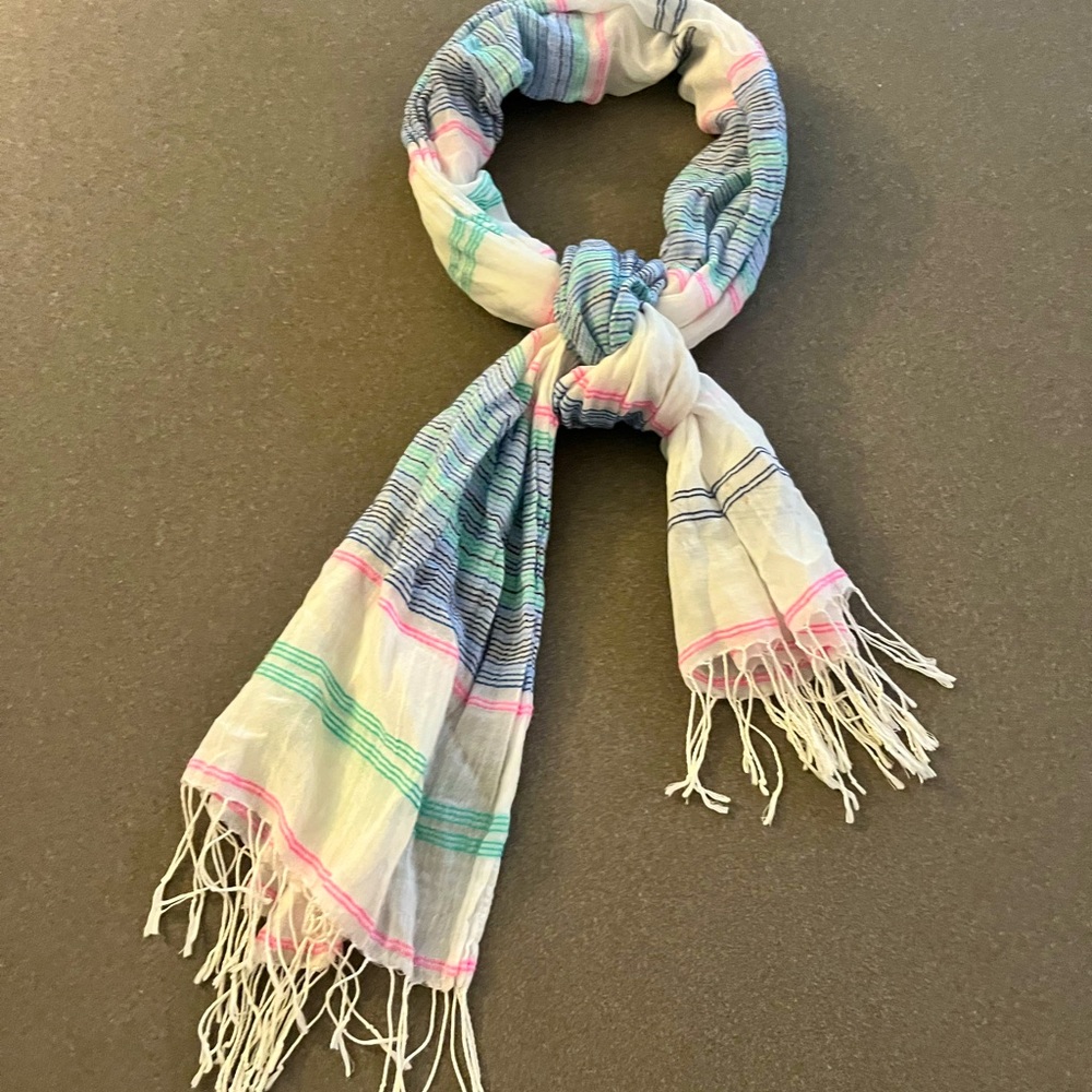 GAP Lightweight Scarf